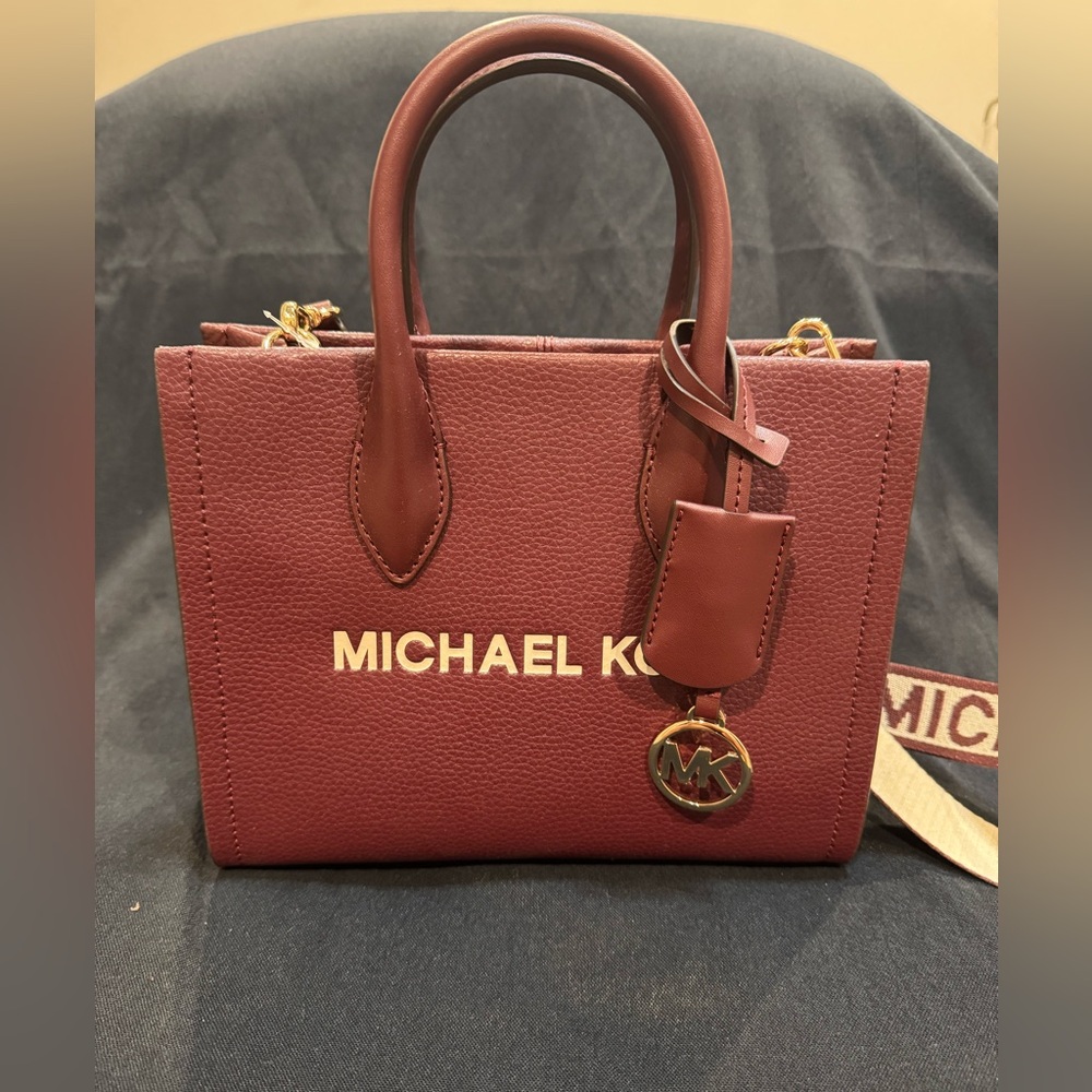 Michael Kors Maroon Handbag w/Beige Guitar Strap
NWOT Small Tote - Picture 3 of 8